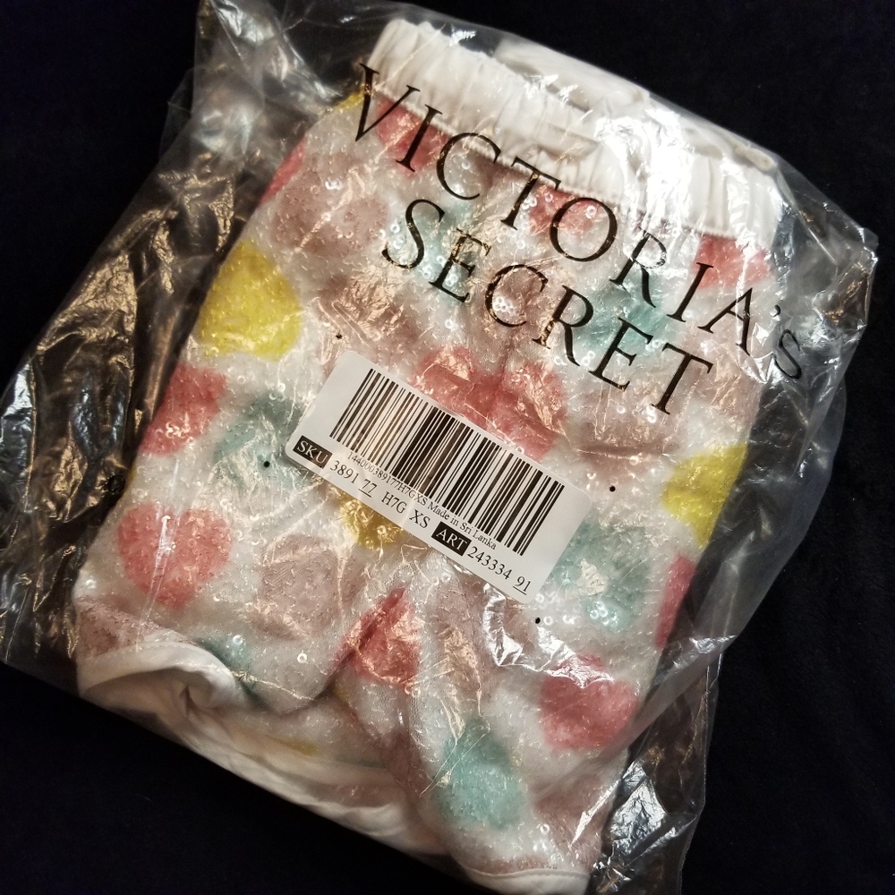 VS Sequin pastel heart retro lounge shorts - Picture 9 of 9